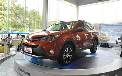 因地制宜 试驾体验一汽丰田新RAV4_图片新闻