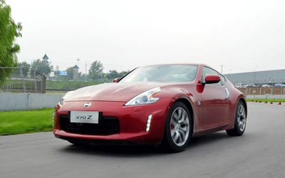 试驾日产370Z/GT-R 迟来的爱与梦中的它 _图片新闻