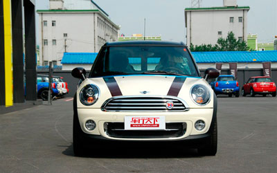 MINI CLUBMAN Hampton限量版车型小图解_图片新闻