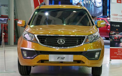 川汽野马F12先配CVT/后搭1.5T 6万起售 _图片新闻