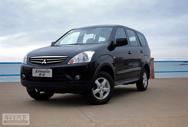 空调和双安全气囊,一二排或二三排可组合平躺,实现mpv式商务出行享受