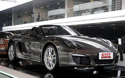 Boxster海外增2.7L低功率版 达211马力 _图片新闻