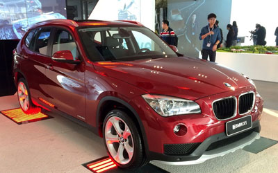宝马X1 xDrive20i时尚型上市 售35.9万 _图片新闻