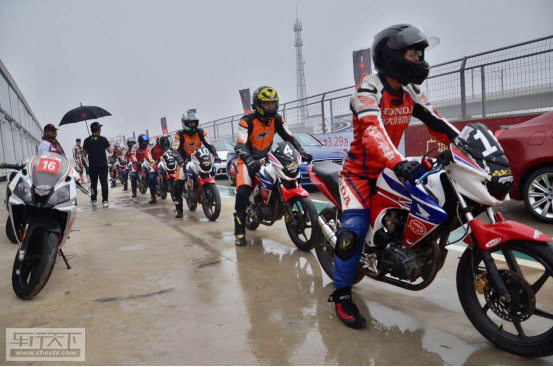 雷霆赛车.jpg