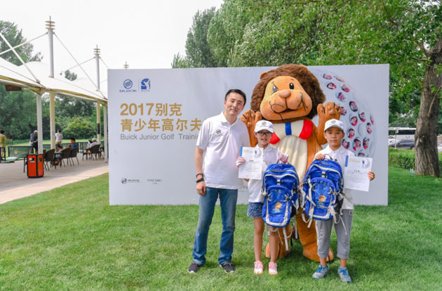 5964a3064d5cf1285534898.jpg