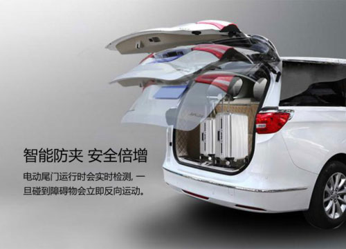 来看看路畅这款别克GL8电动尾门.jpg