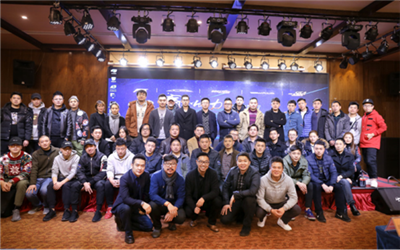 五大品牌聚山城 挖掘汽车升级行业盈利点_图片新闻