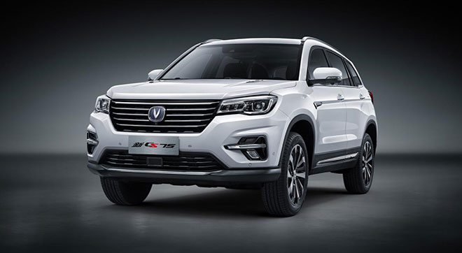 长安新CS75扛鼎自主品牌SUV