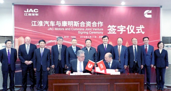 牵手跨国巨头 江淮轻卡如虎添翼_图片新闻