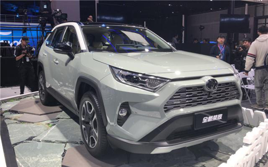 深度解剖博越、CRV、RAV4 以博越为代表的自主正在赶超合资_图片新闻