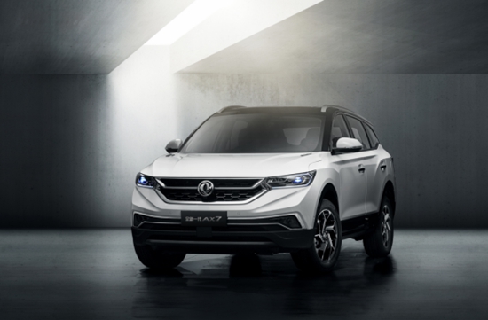 二胎家庭心目中的真正“神车”，究竟是谁?_图片新闻