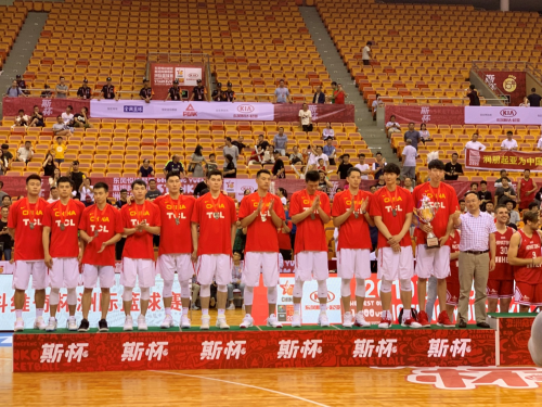 东风悦达起亚玩转跨界营销 斯坦科维奇杯圆满落幕_图片新闻