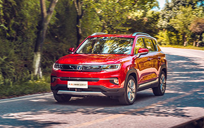 别人家的车为啥那么香？学霸级小型SUV——CS35PLUS_图片新闻