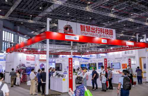 智慧出行 瑞萨电子R-CARH3驾驶舱解决方案