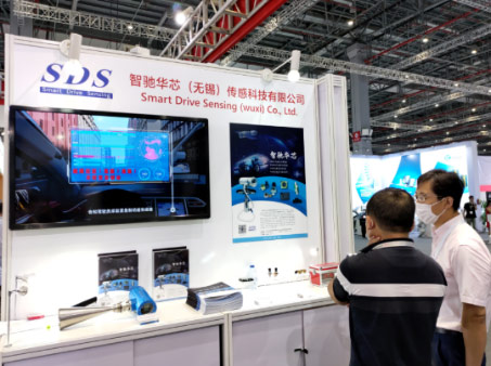 智慧出行 瑞萨电子R-CARH3驾驶舱解决方案