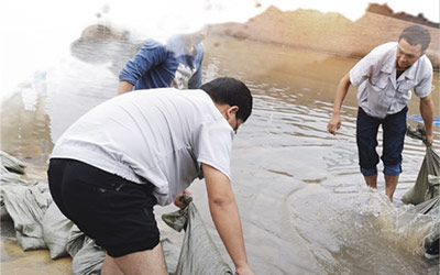 众志成城 风雨同舟 北汽昌河打响防洪抢险阻击战
