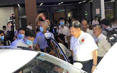 新能源汽车下乡火热开启 北汽新能源EC3闪耀启动现场_图片新闻