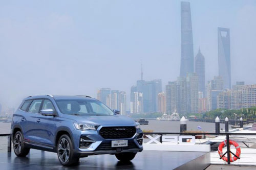 8.99万起,中国首款“影院级大SUV”首发预售 8.99万起,中国首款“影院级大SUV”首发预售