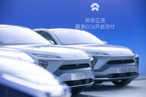 最炫电动轿跑SUV蔚来EC6现已开启交付