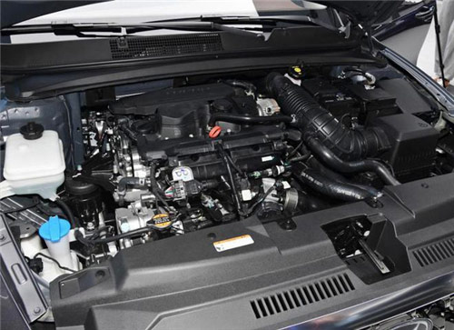 全新一代名图提供1.8L+CVT及1.5T+7DCT两套动力系统