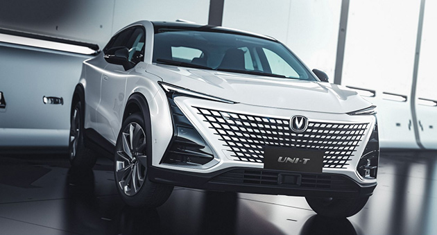 长安UNI-T获 i-VISTA 2020年度智能车型