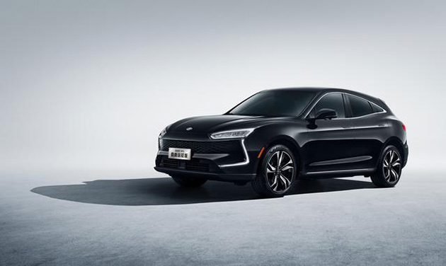 续航1000km+ 零百加速4秒级 赛力斯SF5自由远征版上市在即
