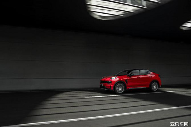 20万运动SUV 选探岳X、福特锐际还是领克05？