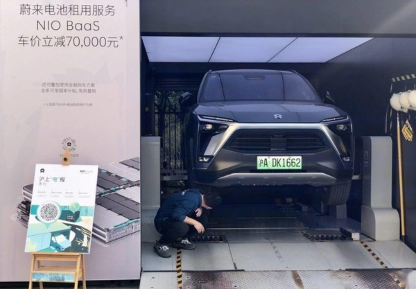 蔚来ES8还可以是孩子的好朋友