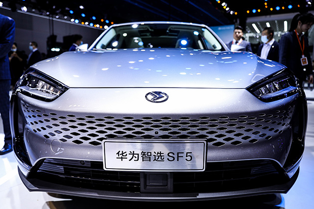 余承东力挺 赛力斯华为智选SF5有何不同？