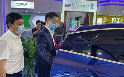 赛力斯华为智选SF5亮相中国自主品牌博览会