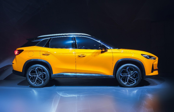 MG ONE-α 车侧方 MG ONE-α 车侧方