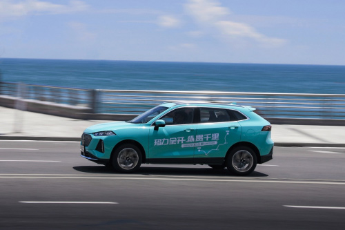 最低油耗仅3.4L/100km 魏牌玛奇朵智能混动DHT实力展现