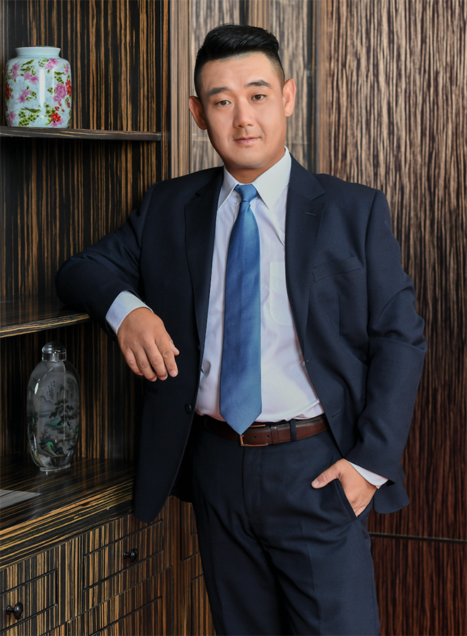 星恒电源董事长兼总裁冯笑 星恒电源董事长兼总裁冯笑
