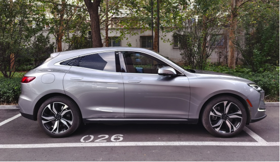 6167fc4360e601433947176.jpg