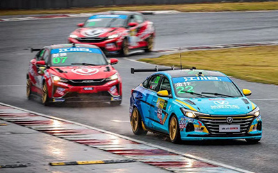 冠军实力 征服赛场！ 长安汽车蓝鲸车队问鼎CTCC  2021赛季年度车手冠军！_图片新闻