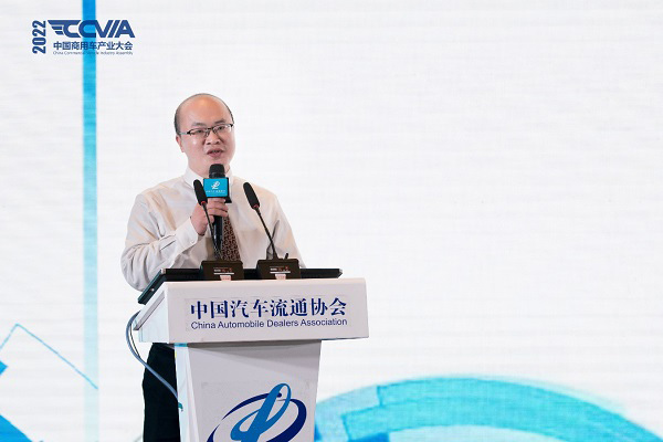 高效运输守护者 东风天龙KX王者版斩获“2022年度商用车”桂冠