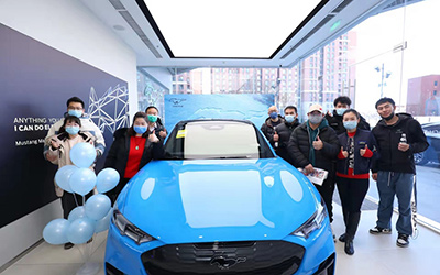 比亚迪电池供应趋稳，福特Mustang Mach-E交付缩短至6周_图片新闻