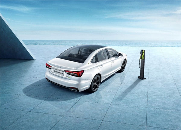荣威i6 MAX EV 605km 高性价比