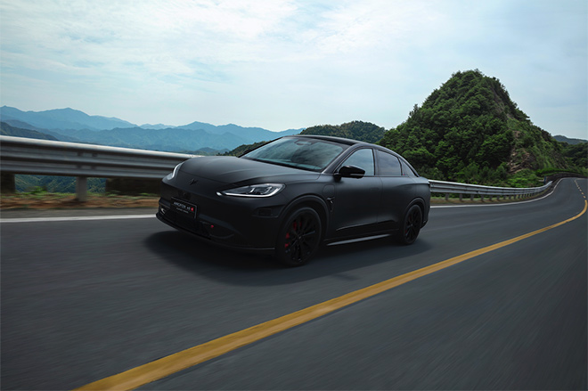 极狐阿尔法S全新HI版首现重庆国际车展