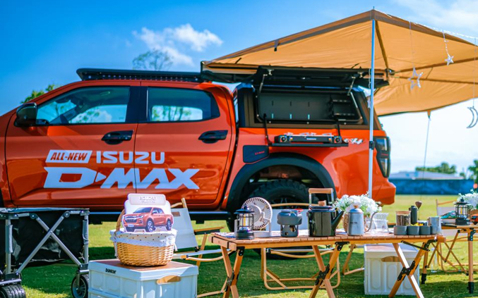 夏日魔改登场！江西五十铃D-MAX携手《阳光姐妹淘》打造精致露营生活_图片新闻