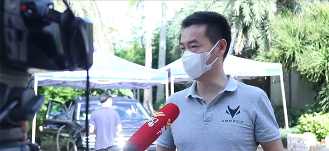 华胜提供免费汽车保养服务 助海口滞留人员顺利返家