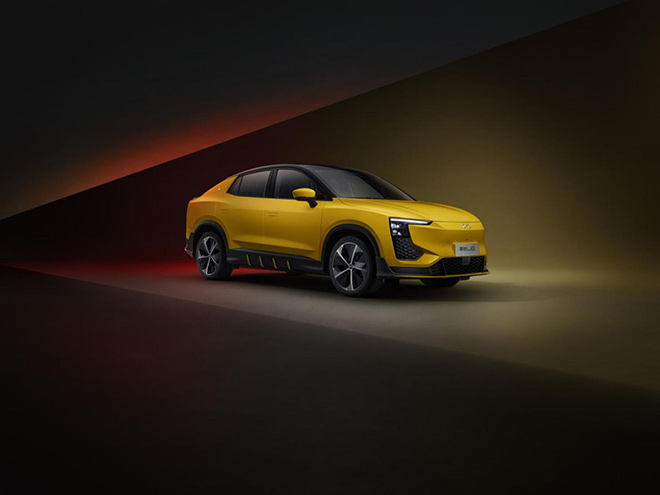 第二款潮流智能纯电轿跑SUV 爱驰U6上新
