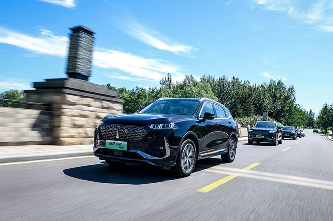 拿铁DHT-PHEV 8155智能座舱的品质感完胜唐DM-i