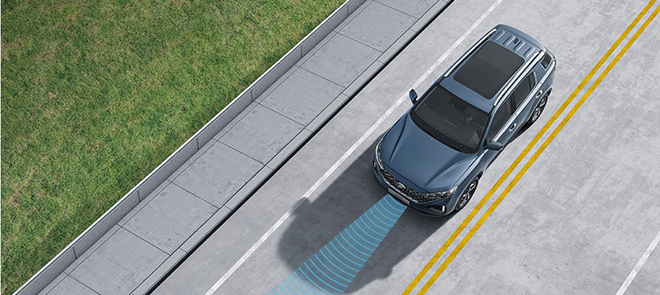 全新ix35搭载了Hyundai SmartSense智心合一安全系统