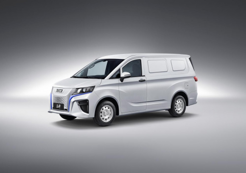 北汽制造王牌M7EV预售14.48-16.18万