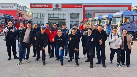 东风天龙KX自动驾驶客户体验日襄阳站