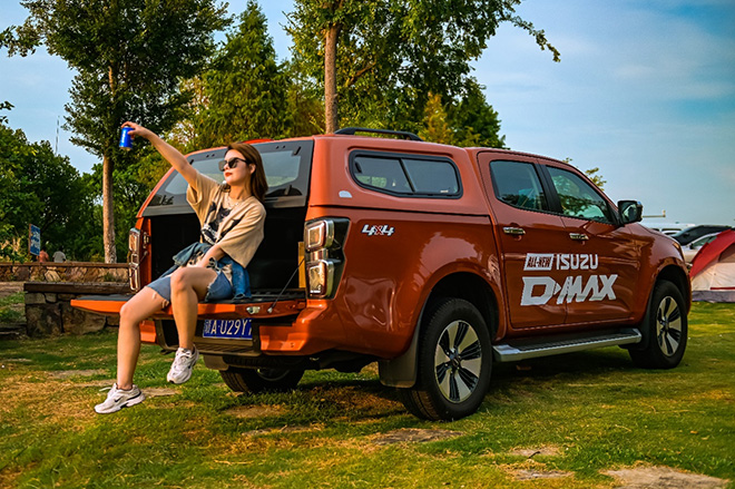 江苏卫视《温暖的客栈》即将开播!D-MAX V-CROSS助力开启暖暖之旅 江苏卫视《温暖的客栈》即将开播!D-MAX V-CROSS助力开启暖暖之旅
