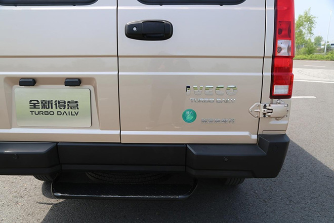 IVECO TURBO DAILY标贴