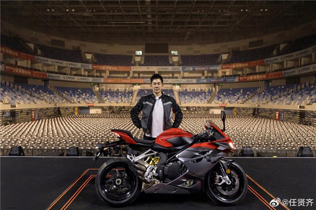 音乐与速度的交响 QJMOTOR携手任贤齐共创“齐迹”