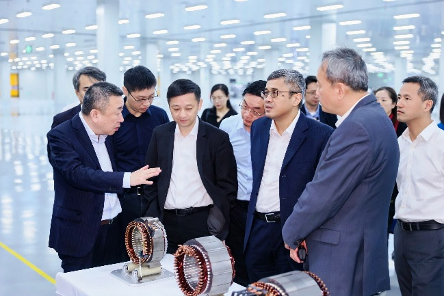 联合电子太仓分公司三期工厂参观 联合电子太仓分公司三期工厂参观